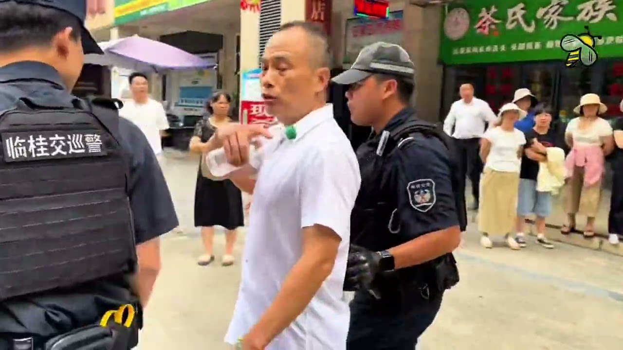 7月20日，广西桂林临桂区碧园印象桂林小区，数百业主发起维权行动，成功驱逐了到期后拒绝离开的物业。期间，业主与物业发生了激烈冲突。