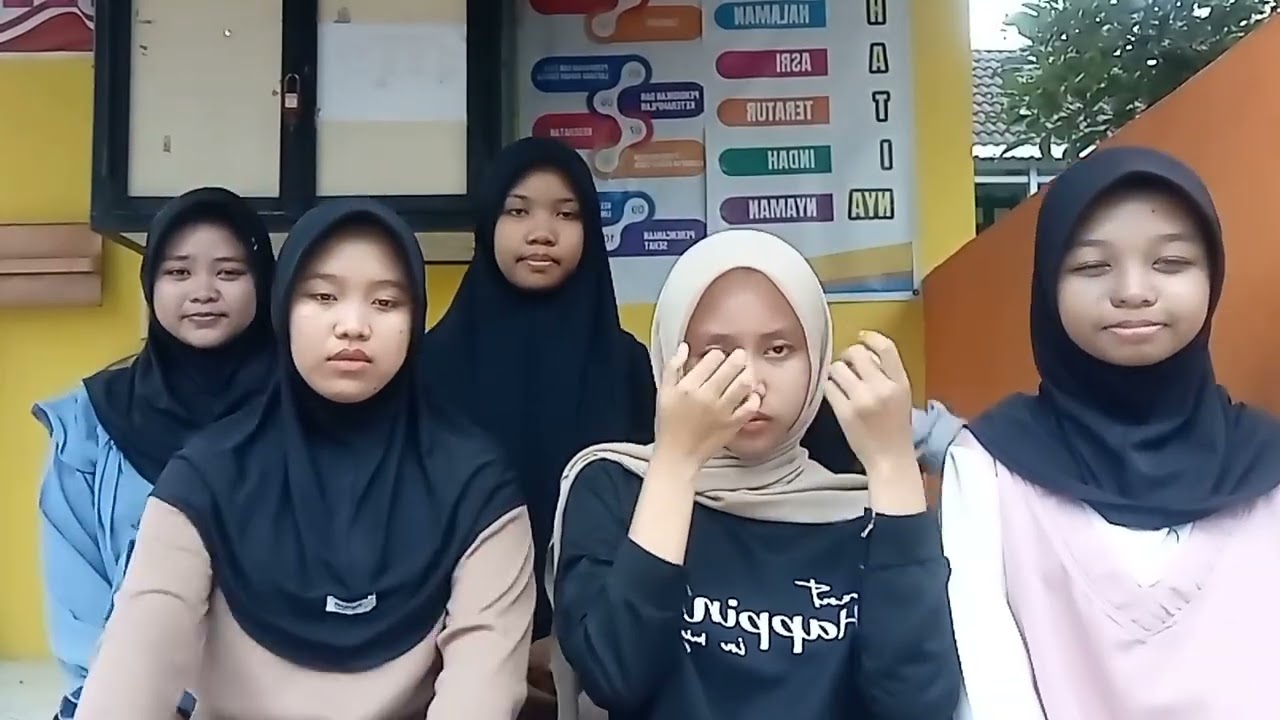 Musikalisasi puisi 