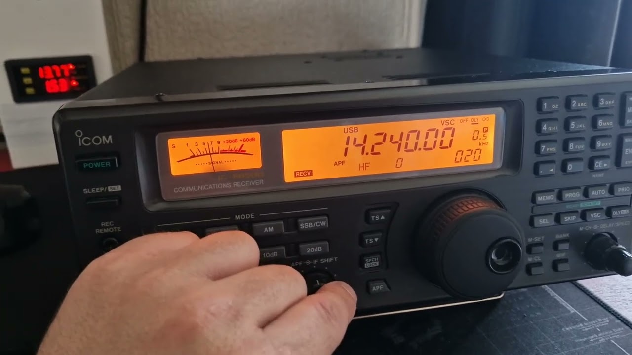 Icom IC-R8500