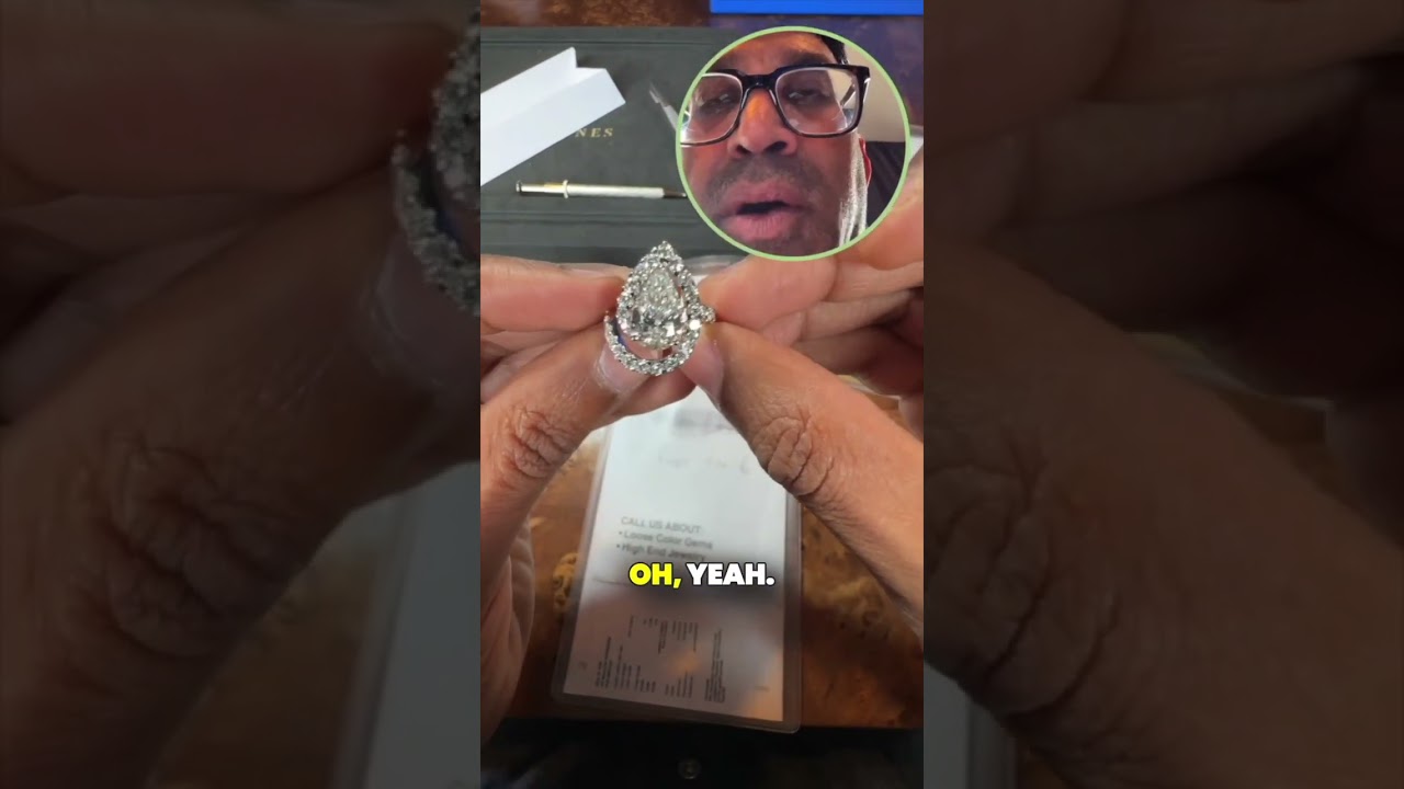 VVS1 cushion cut diamond - Milestones Fine Jewelry #diamond #asmr #jewelry