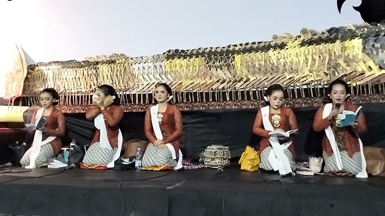 Klenengan Nyamleng Pelog Barang, Madhangkara
