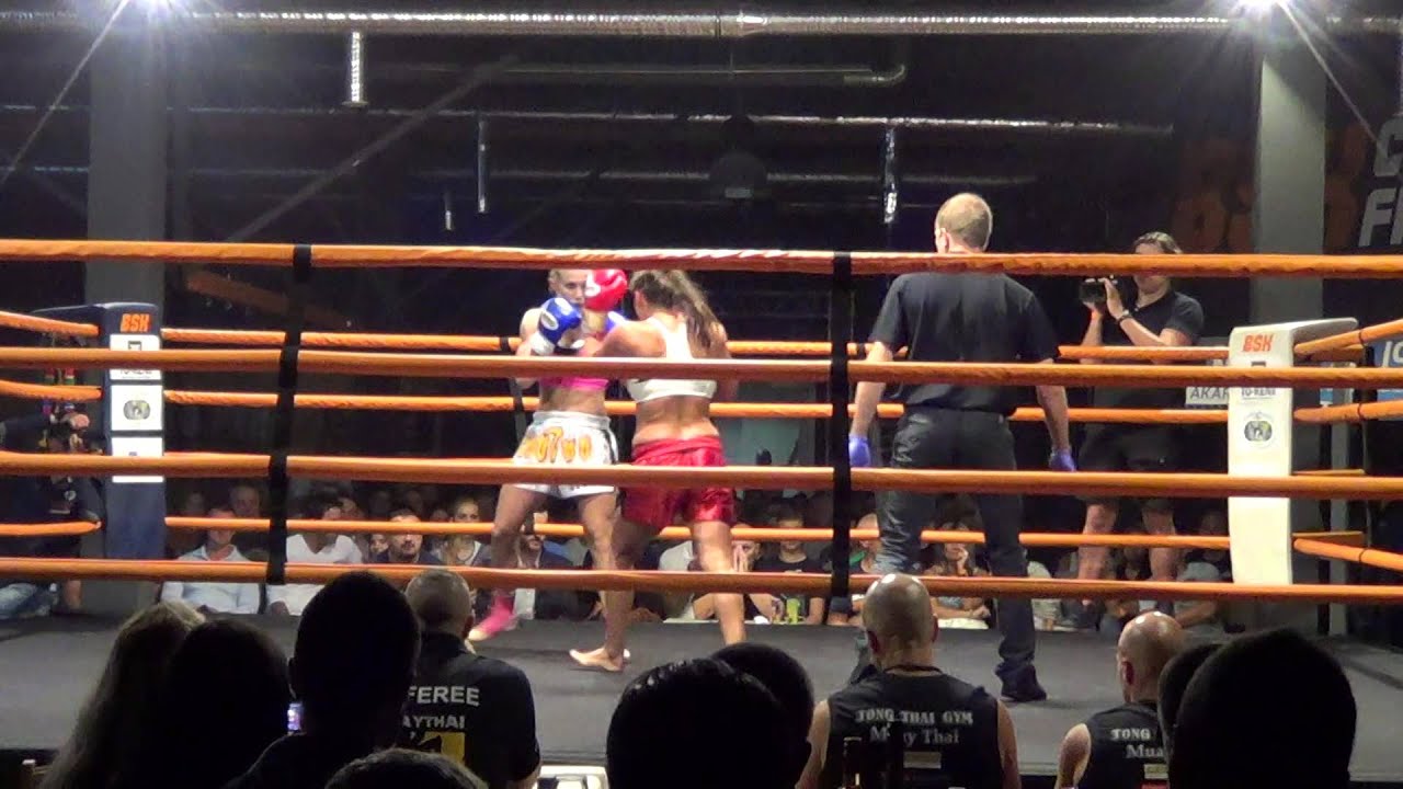Muaythai M&aacute;nia,  Kov&aacute;cs Alexandra vs  B&eacute;lik T&iacute;mea 1. menet