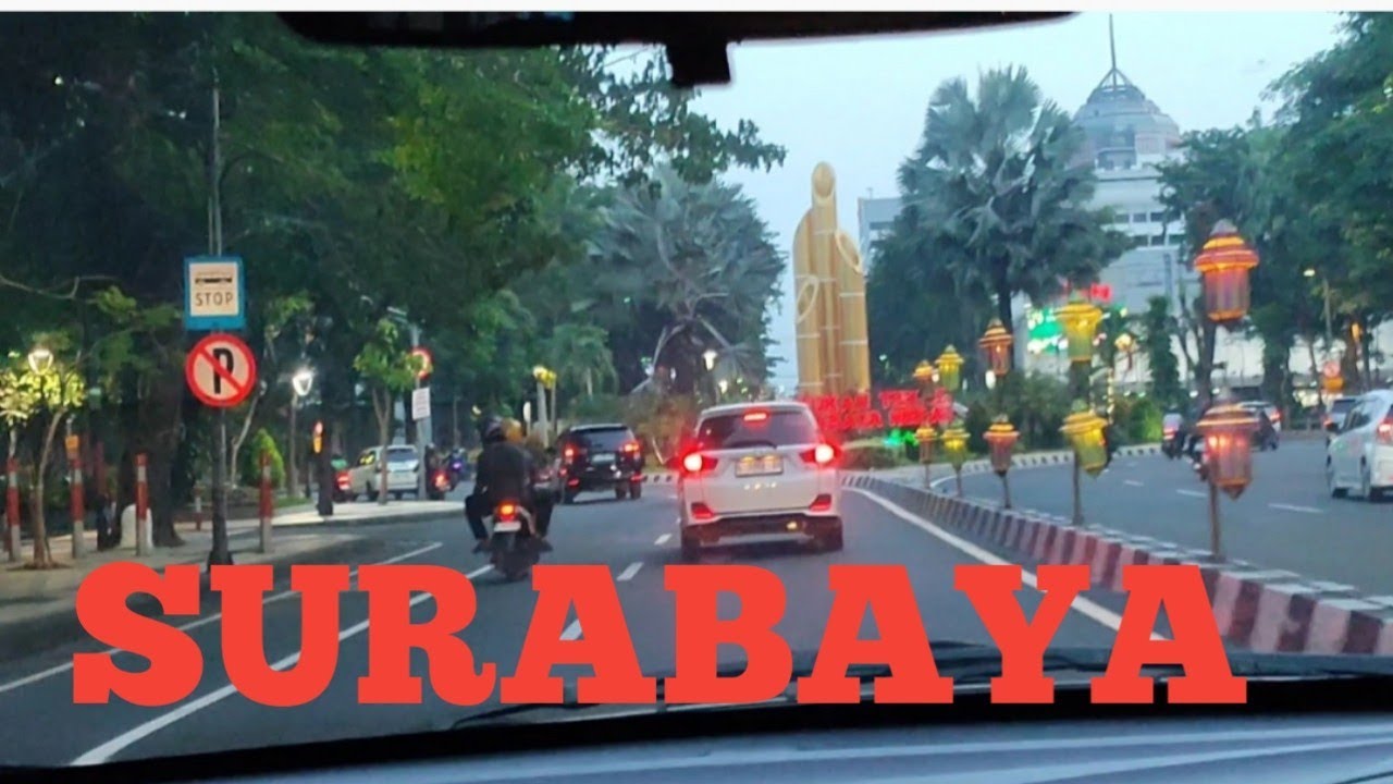 Evening Drive in Surabaya