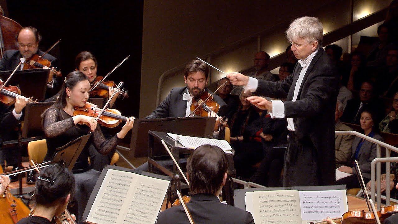Haydn: Symphony No. 101 “The Clock” / Antonini · Berliner Philharmoniker