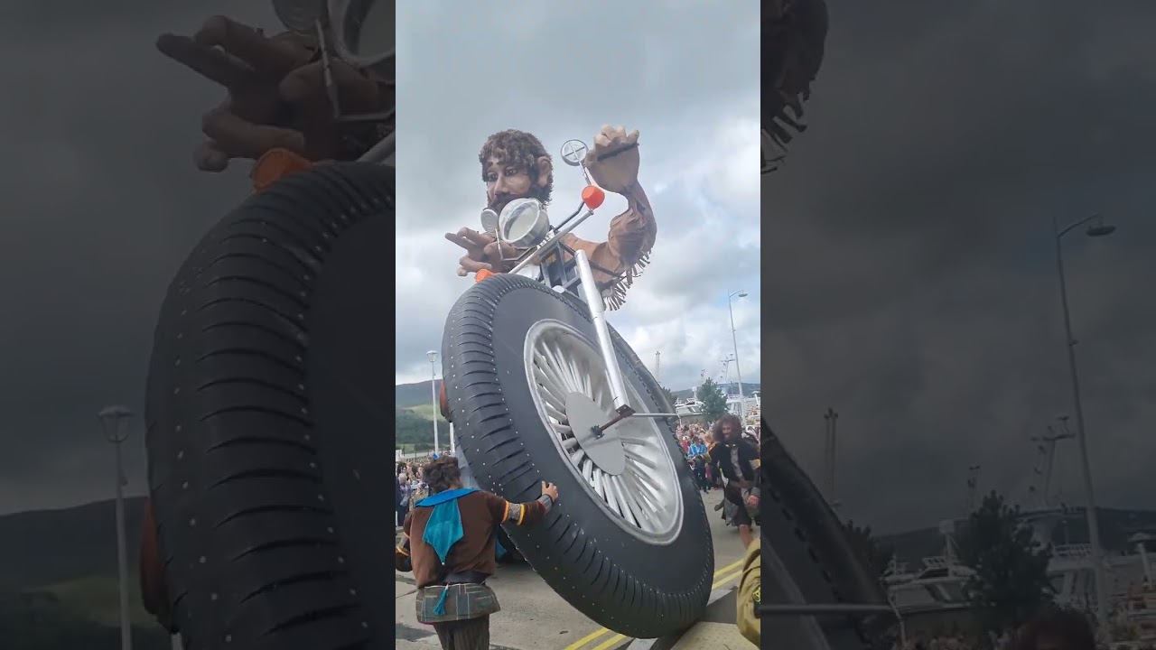 The GIANT arriving in Warrenpoint 2023