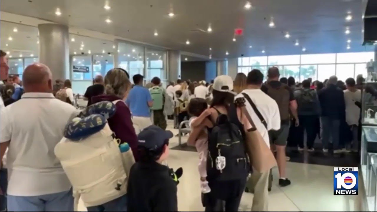 Unattended bag clears concourses at Miami International Airport