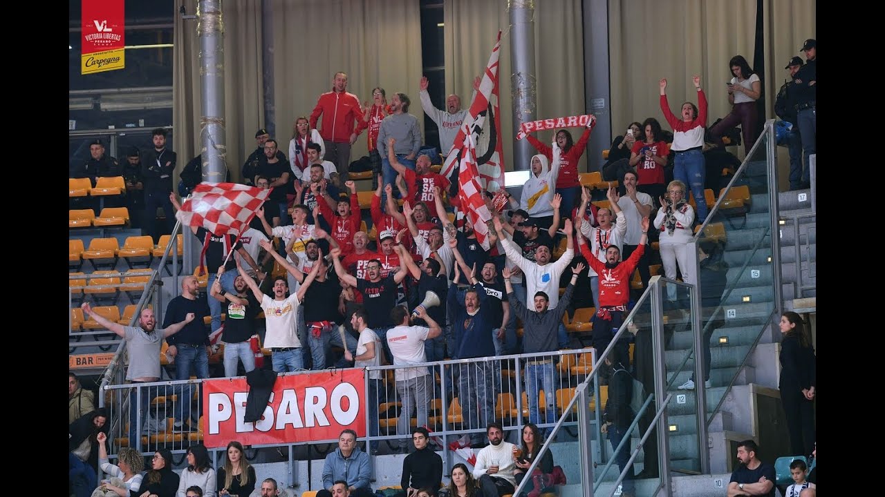 Fortitudo Bologna - VL Pesaro: 77-80 Espugnamo il PalaDozza!