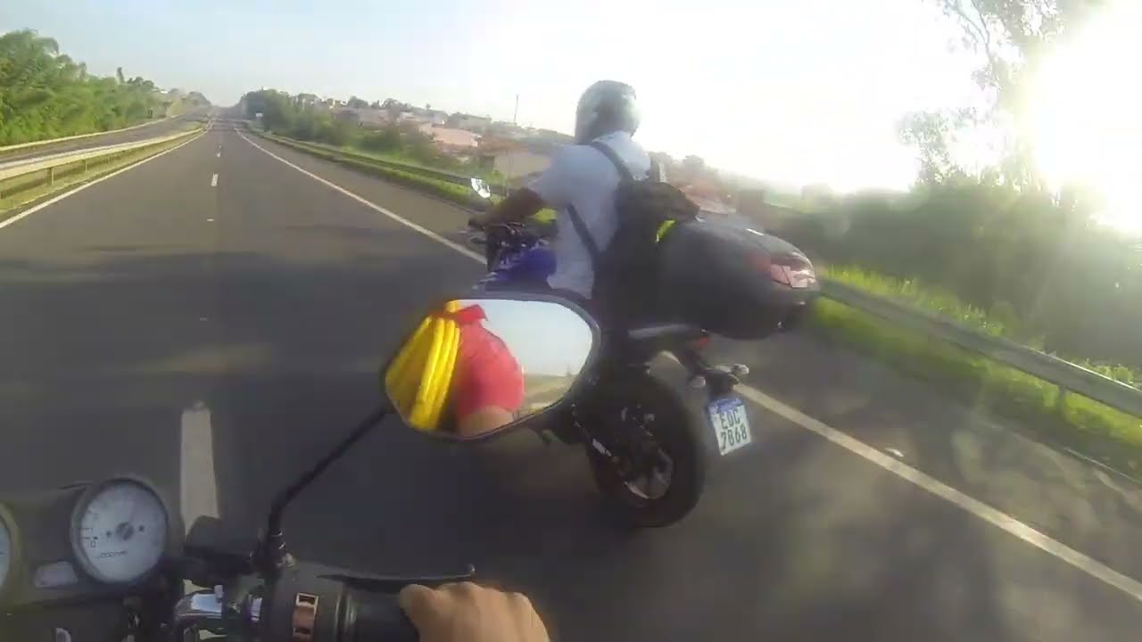 CBX 200 STRADA vs FAZER 250