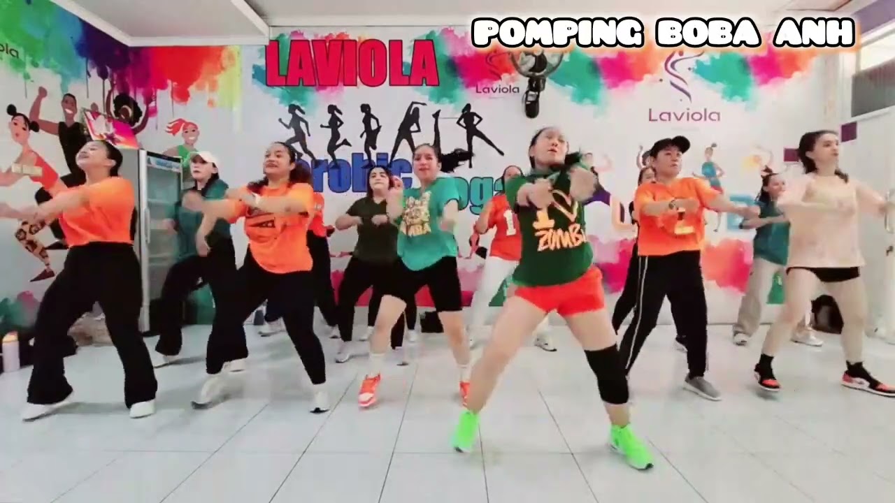 Pomping boba / zumba dance 