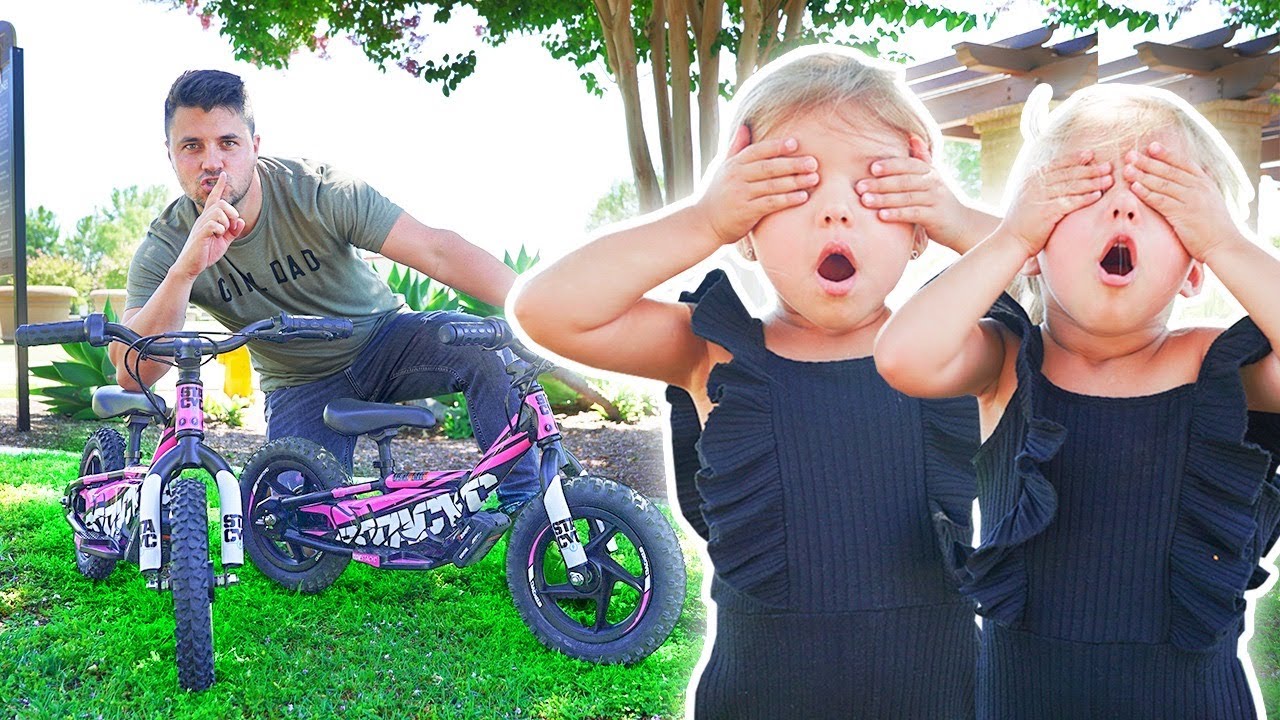 BIG SURPRISE for Taytum and Oakley! *CUTEST REACTION*