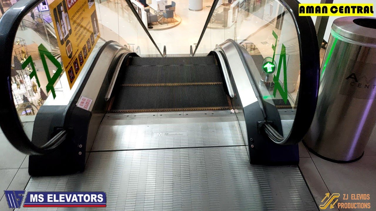 4 Going Down M Escalators at Aman Central, Alor Setar, Kedah, Malaysia. (Central Zone)