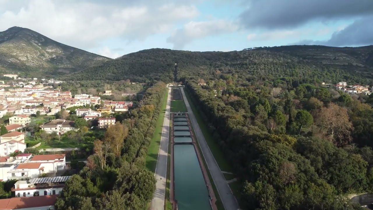 Palacio Real de Caserta (Italy) - Drone video in 4k