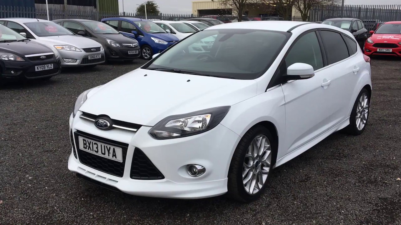 Used Ford Focus 1.0 125 EcoBoost Zetec S 5dr White 2013