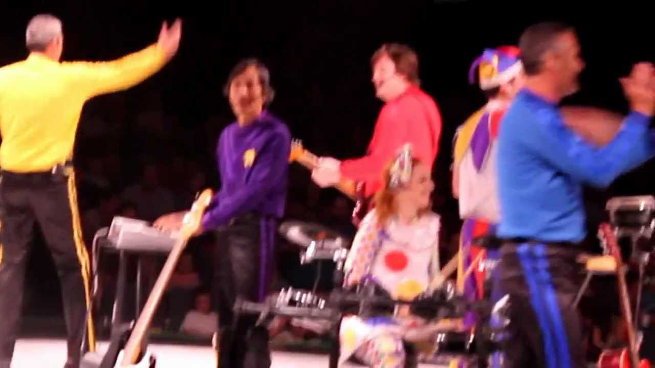WIGGLES CONCERT LIVE FOOTAGE👍