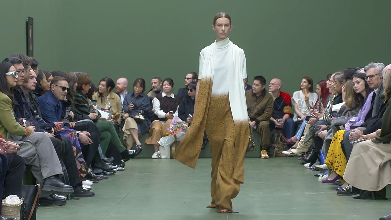 Loewe | Fall Winter 2024/2025 | Full Show