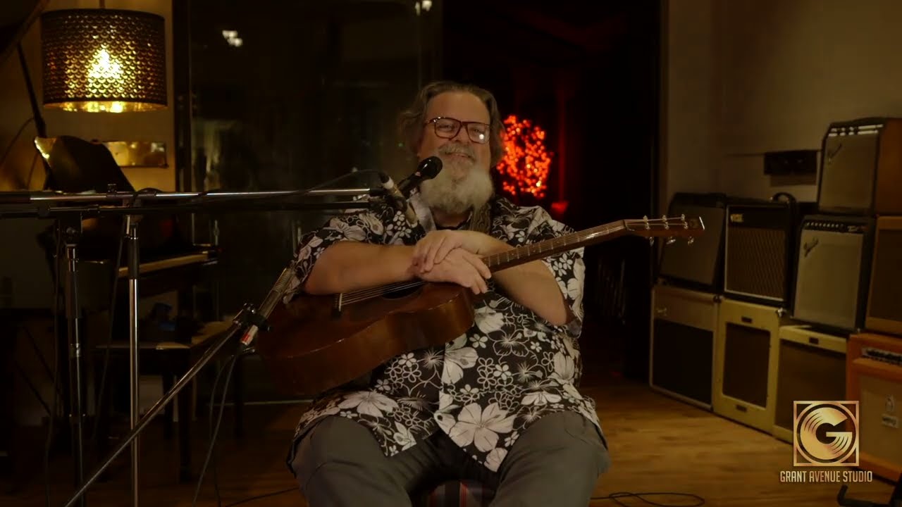Grant Avenue Studio Presents: Alfie Smith