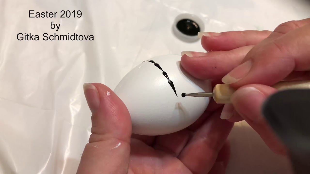 DIY easy pattern Easter eggs pysanky painted with acrylics by Gitka Schmidtova