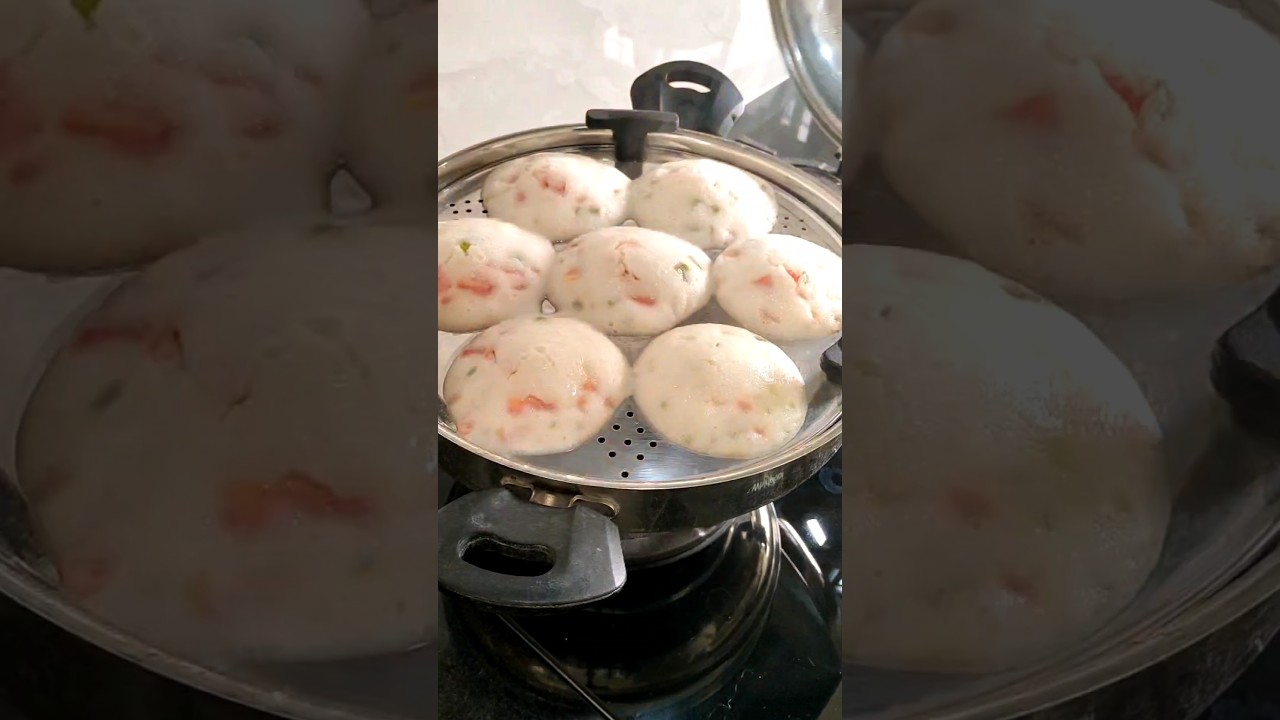 Vegetable Idily 🥰😋 #shorts #youtubeshorts #idli #recipe