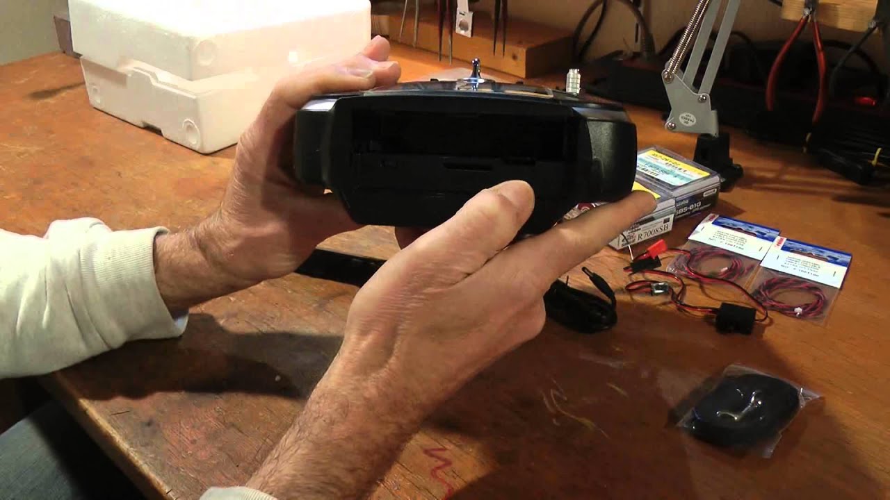 1 Futaba T14-SG -Unboxing-