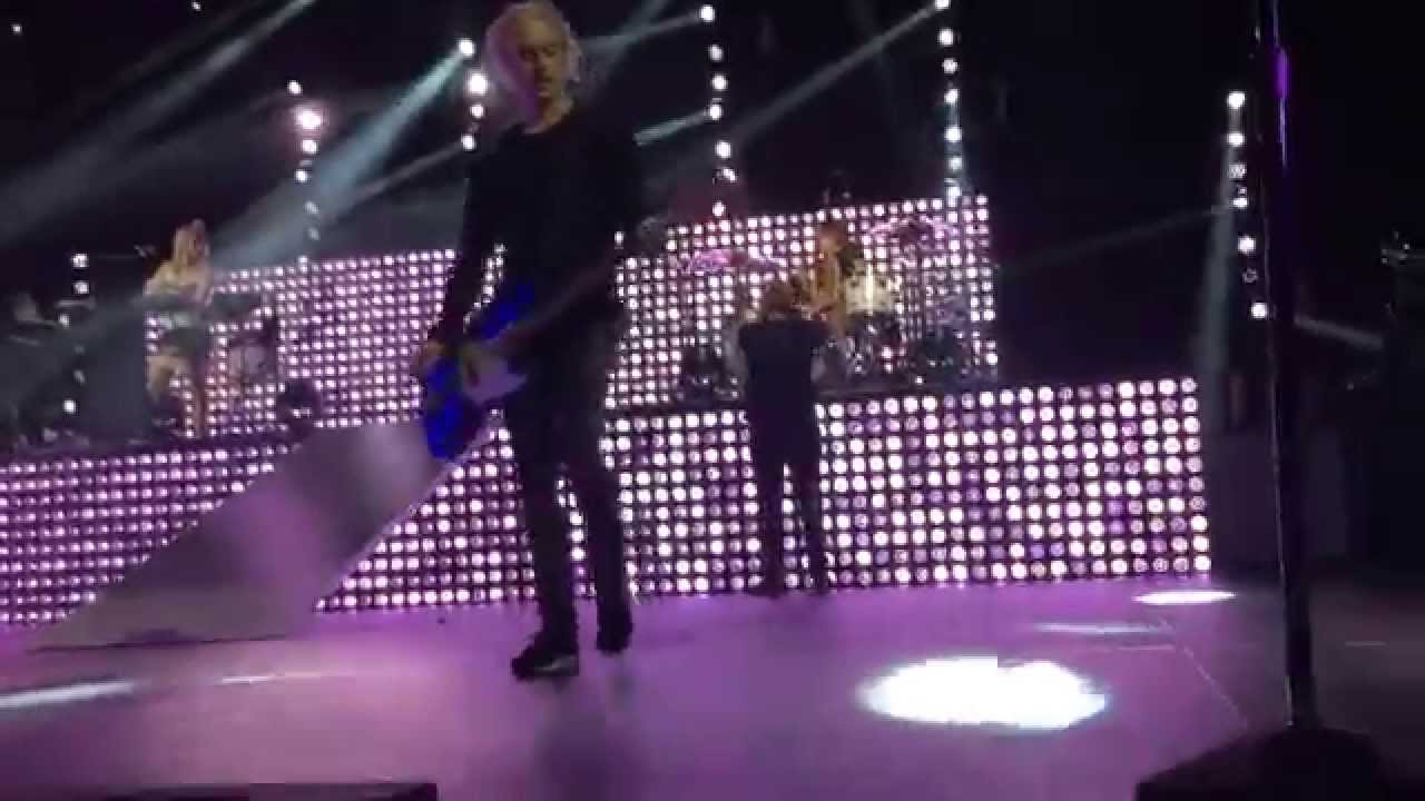 R5 concert | 2015 Sometime Last Night Tour