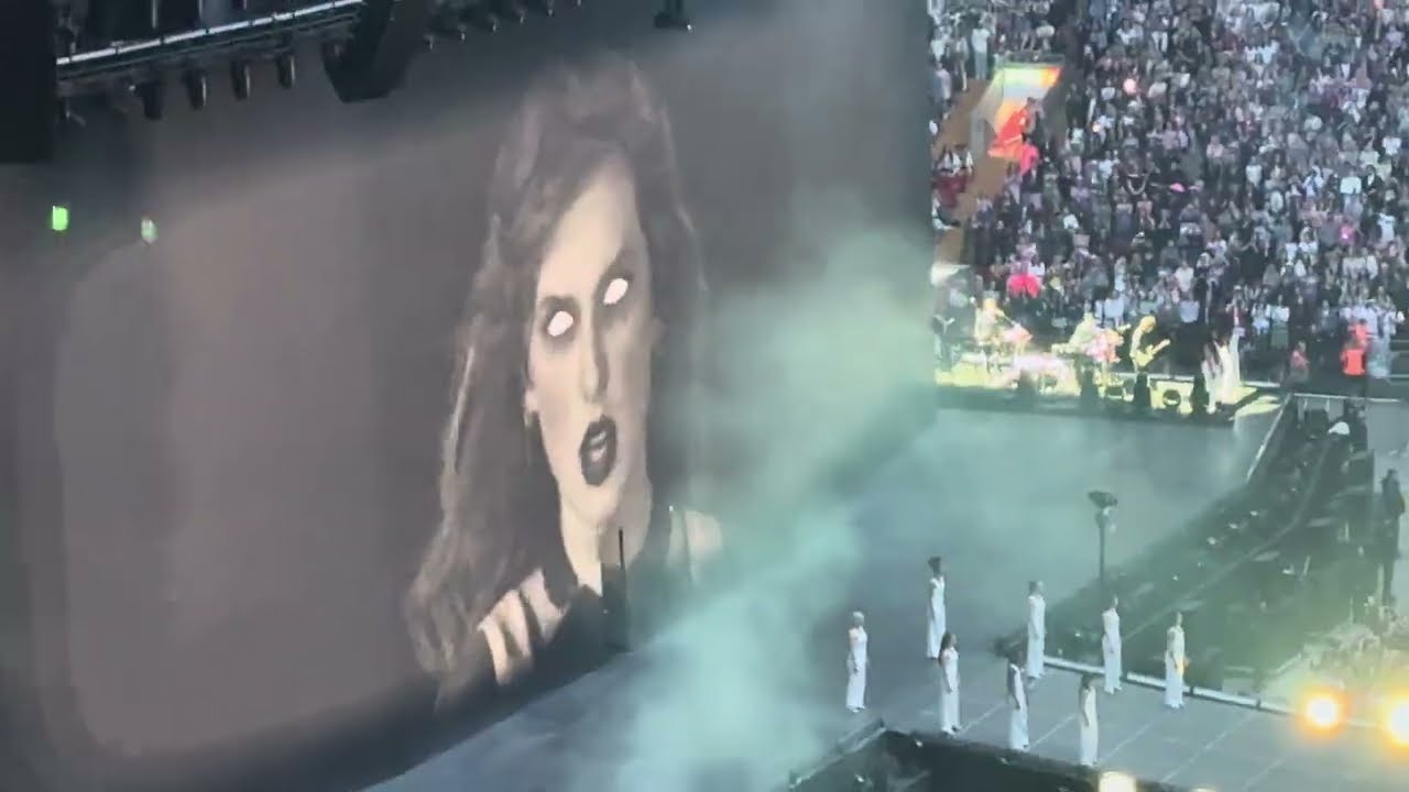 Taylor Swift - Who’s Afraid of Little Old Me? | The Eras Tour Liverpool (N3) | 15.06.2024