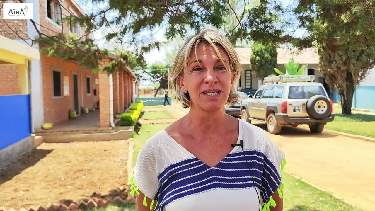 Séverine Legros  en mission à Madagascar pour Aïna, Enfance & Avenir