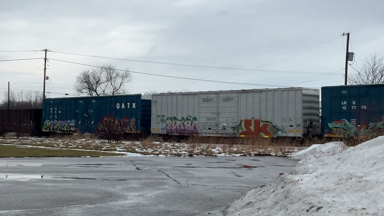 Lsrc y126 job north with 1776 and 6305
