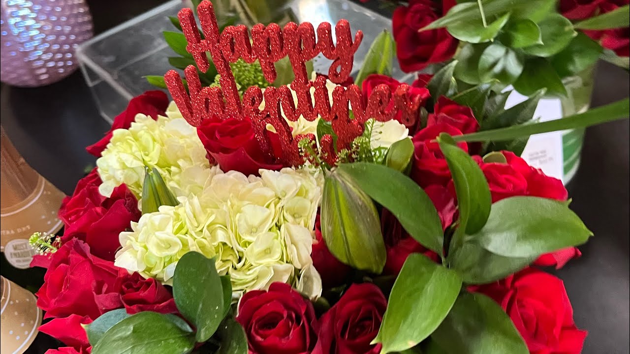 Shop for Valentines 💘 #reels #food #tiktok #shortsviral #valentinesday #love #like #tips #flowers 