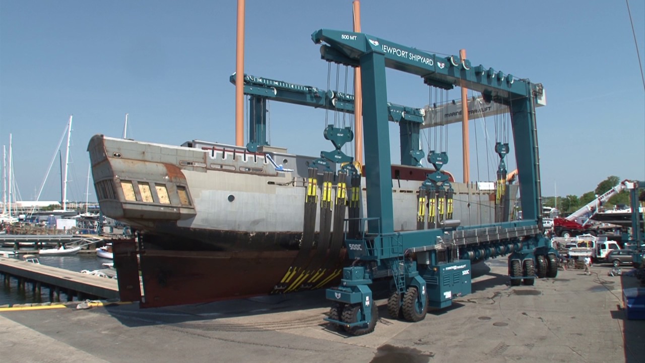 Newport Shipyard Receives 500C Mobile Boat Hoist | Marine Travelift