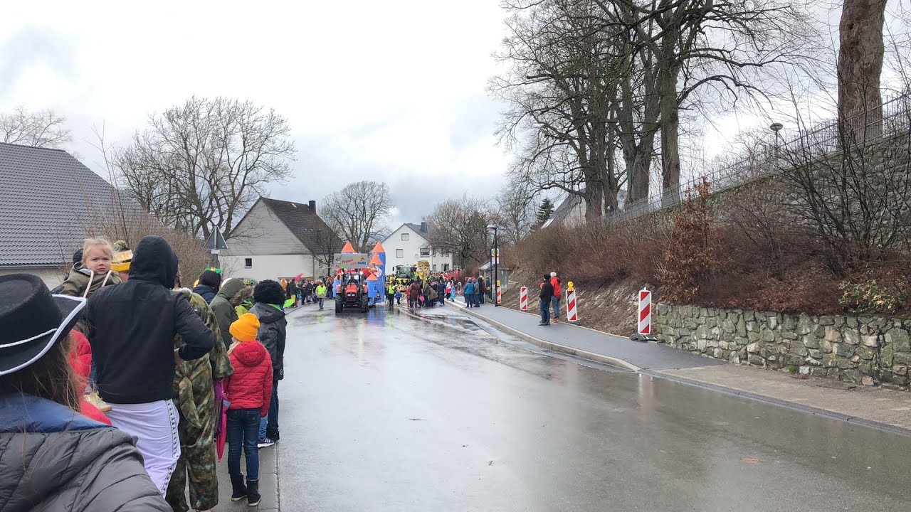 Rosenmontagsumzug in Thülen