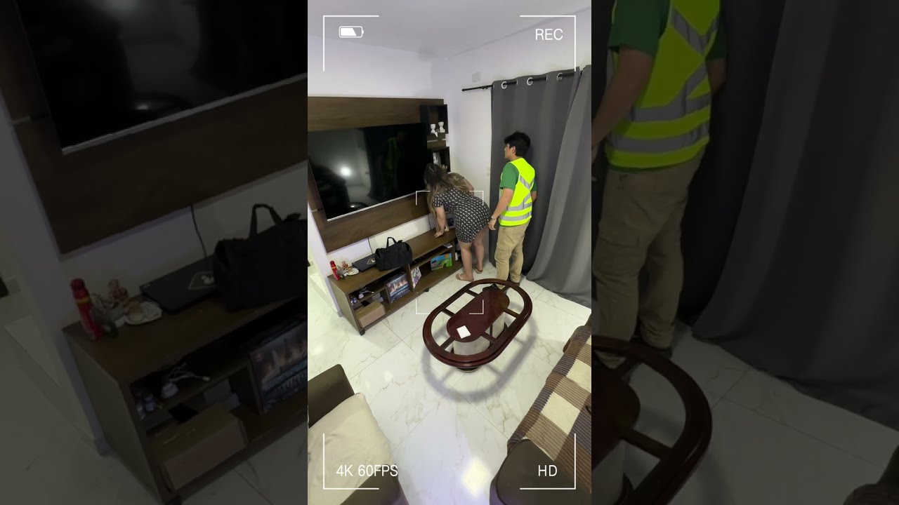 Chamei o técnico pra arrumar o painel… mas pelo visto ele arrumou foi outra coisa 👀😳