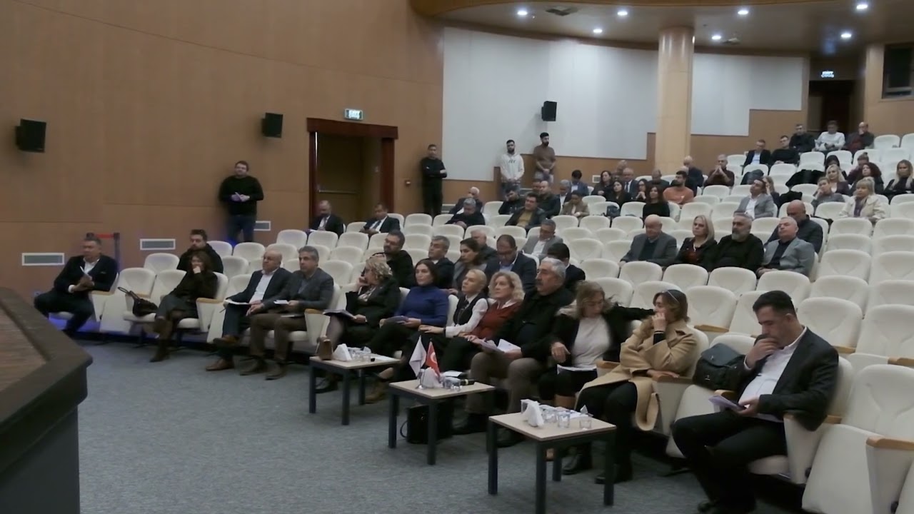Yenişehir Belediyesinde Yılın İlk Meclis Toplantısı Gerçekleştirildi   [2026.01.07]