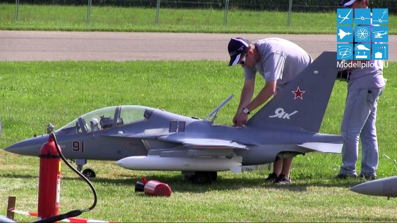 YAK 130 VITALY ROBERTUS TEAM RUSSIA RC TURBINE JET TRAINING FLIGHT (20KG) JET WM 2015