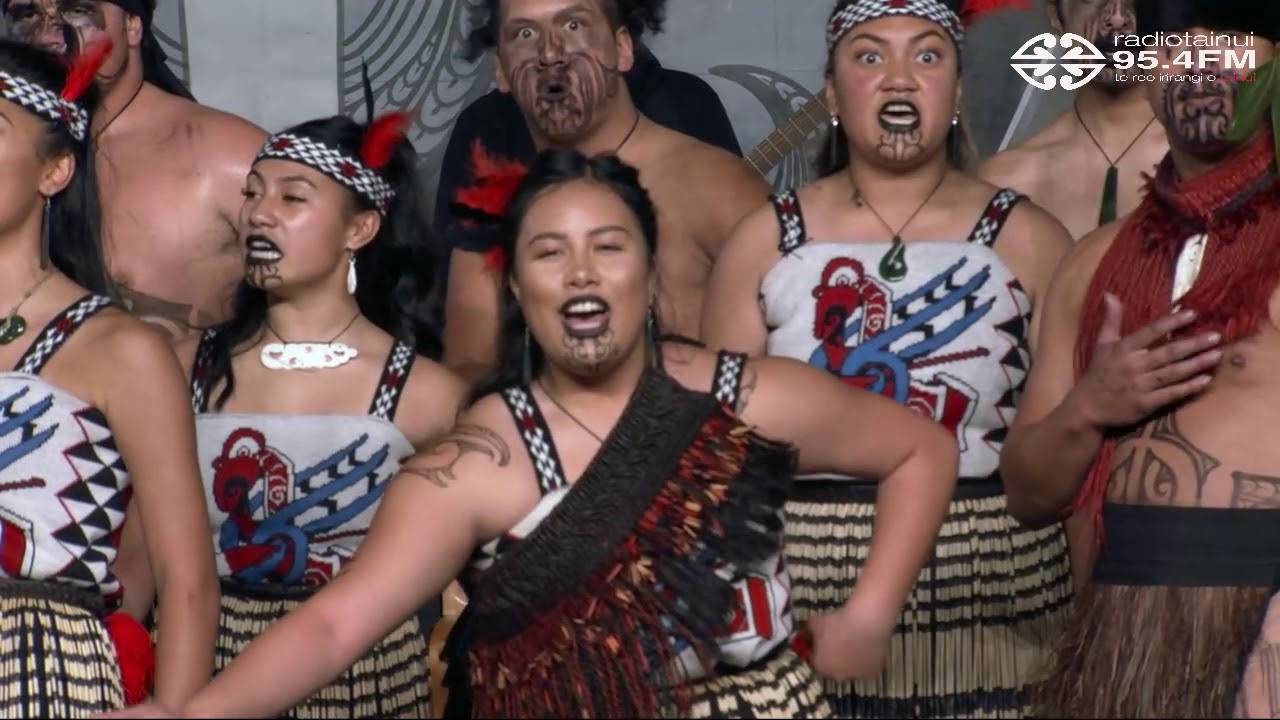 GROUP 11 - TE WHAREKURA O RAAKAUMANGAMANGA