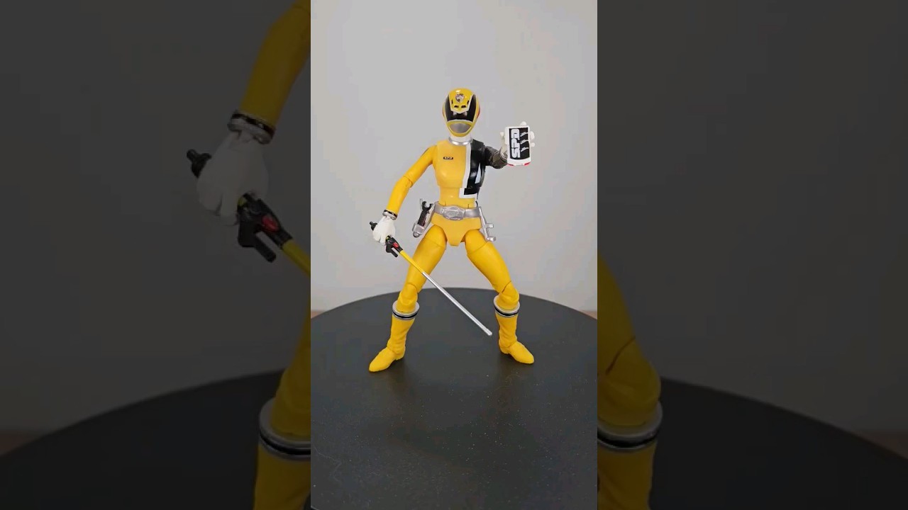 @hasbro Power Rangers Lightning Collection SPD Yellow Ranger review is now up #360 #rangers #power