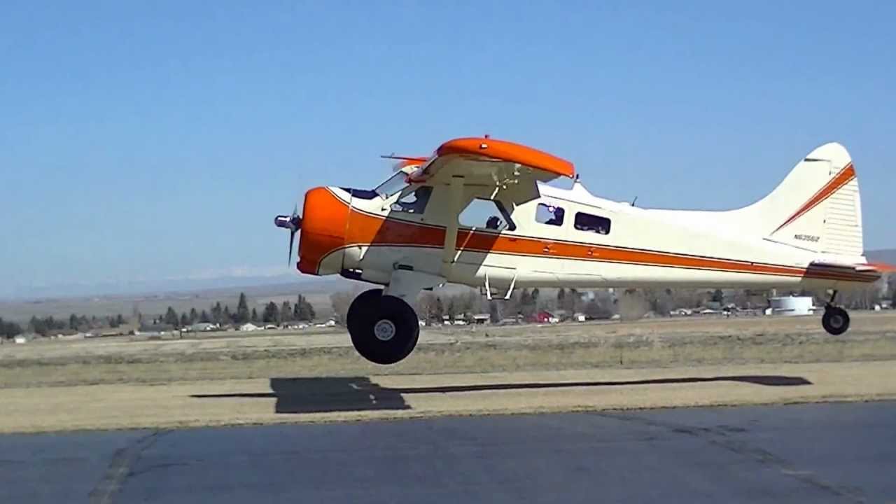 Full Scale deHavilland Beaver Lands at RC Flying Field!!!!!