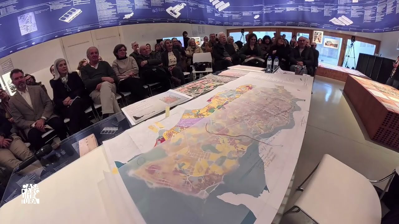 Conferência-debate “A Cidade em Cima da Mesa”