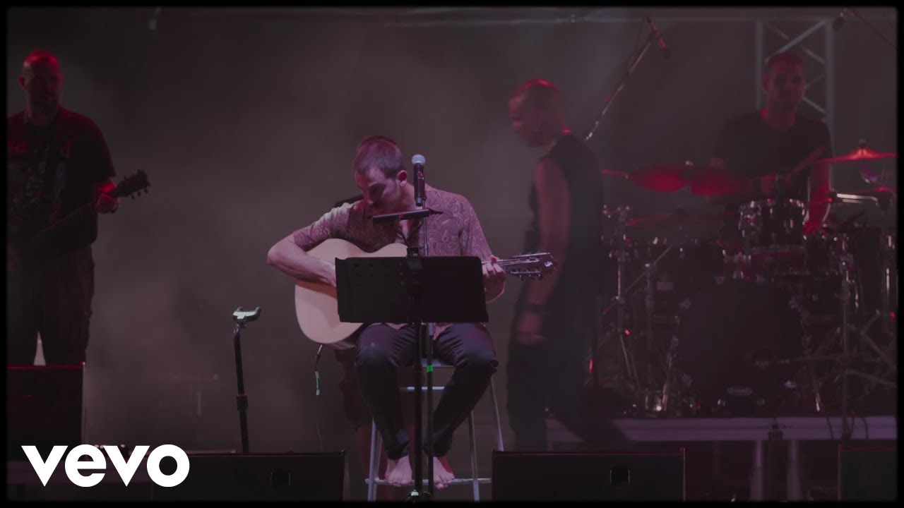Κοινοί Θνητοί - ΓΙΝΟΜΕΝΟ (Live)