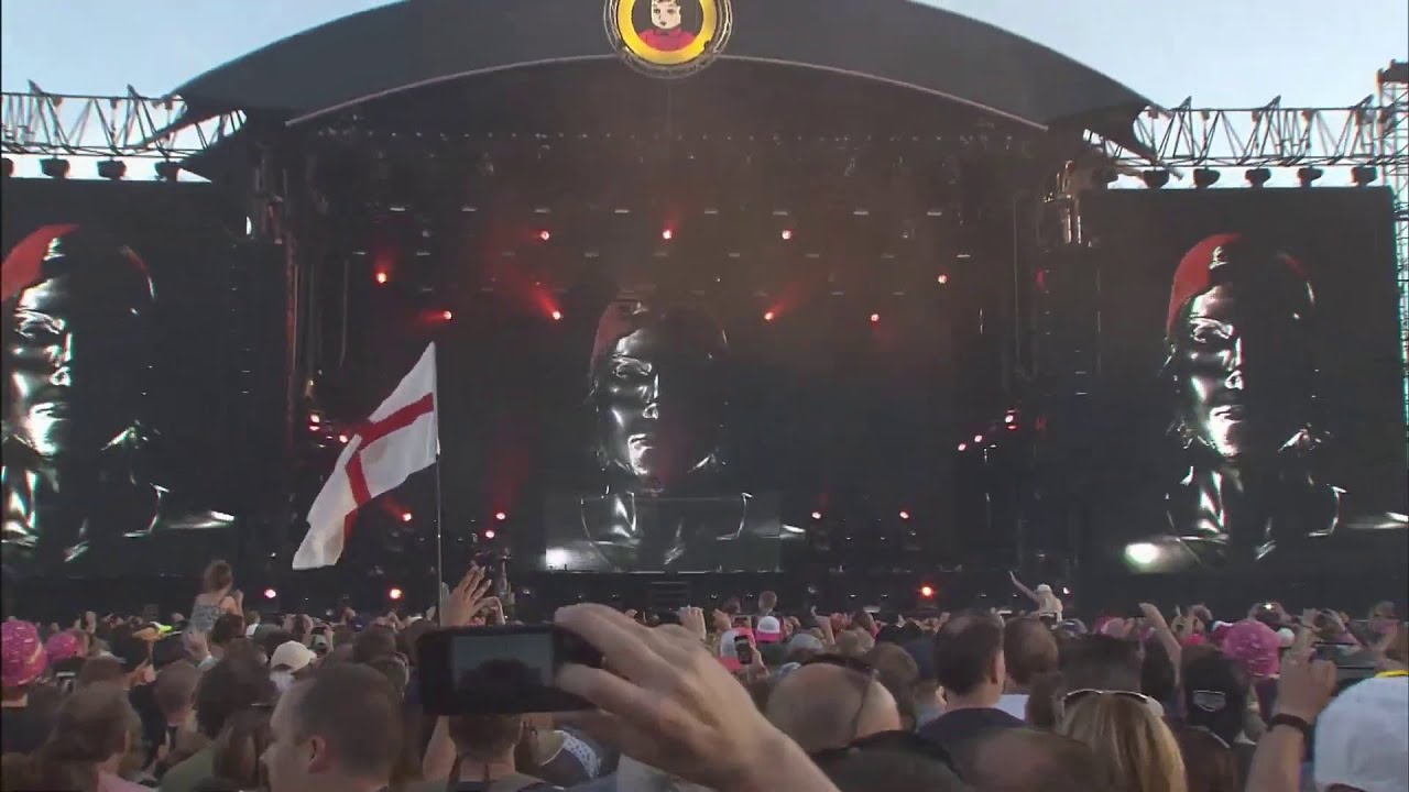 Avicii feat. Zac Brown - Broken Arrows [Demo, Official Live Footage @ Pinkpop Festival 2015]