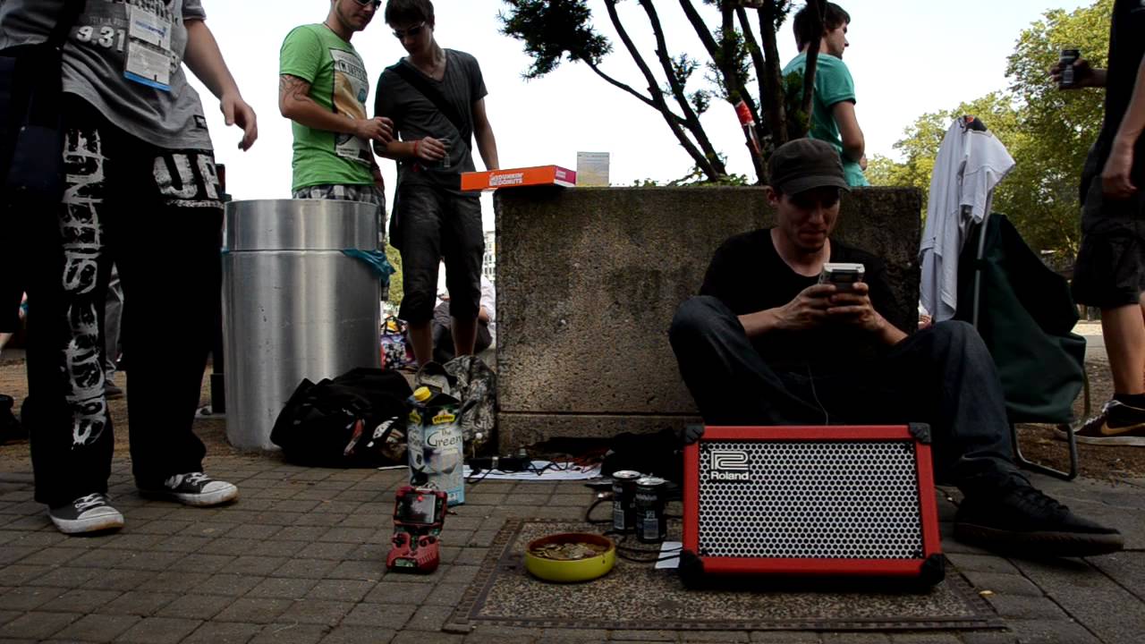 8bit DJ at GamesCom 2012