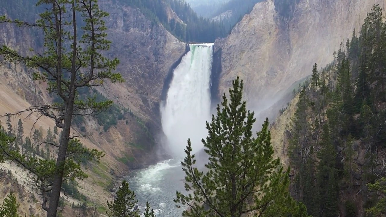 Yellowstone National Park - Grand Canyon of Yellowstone - Upper & Lower Falls (2018)