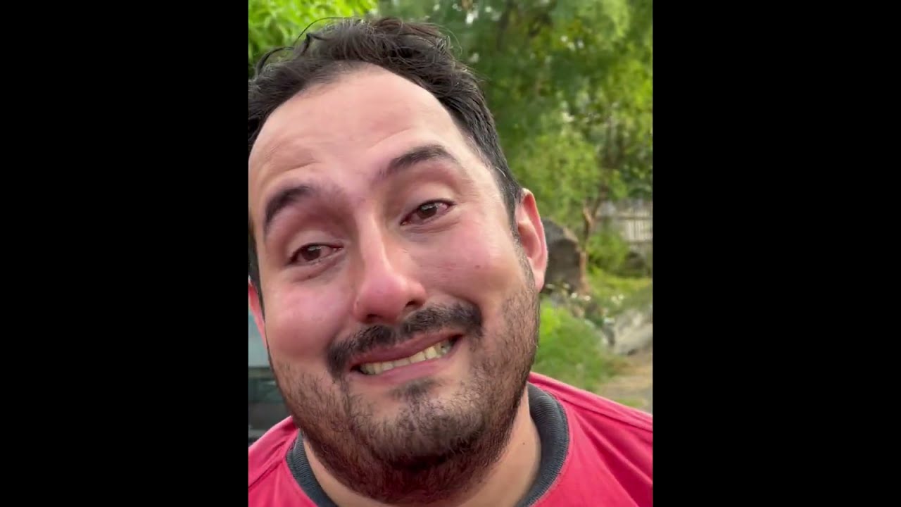 Millonario le cambia la vida al joven mas humilde para salvar a su abuela