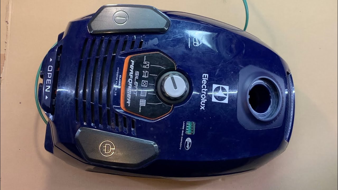 Замена намотки кабельного шнура - Electrolux ESP74DB / AEG VX7-2-DB - Пылесос SilentPerformer
