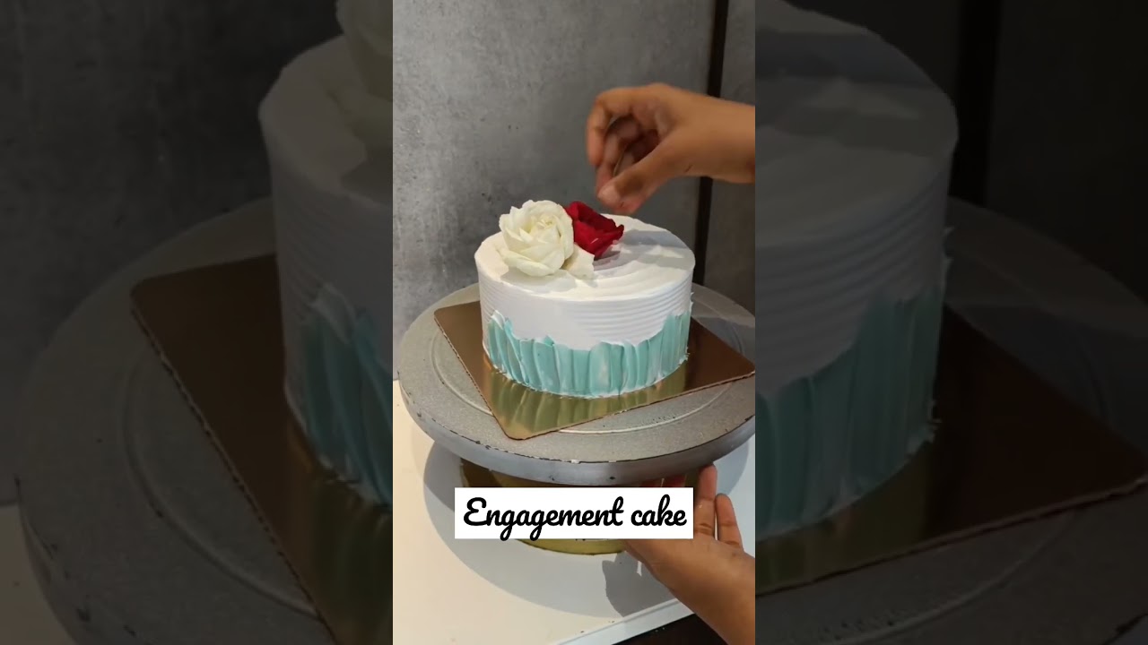 Engagement cake 