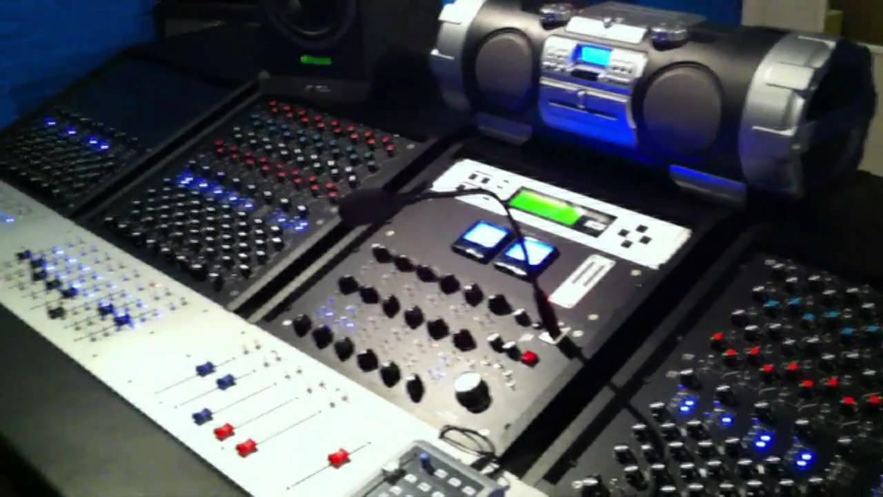Mixing The Veldman Brothers @ GieSound studio