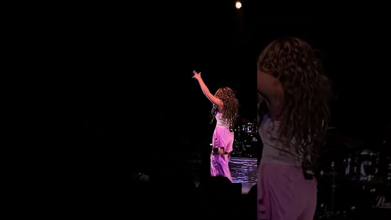 Tori Kelly: Purple Skies Tour - Shine on