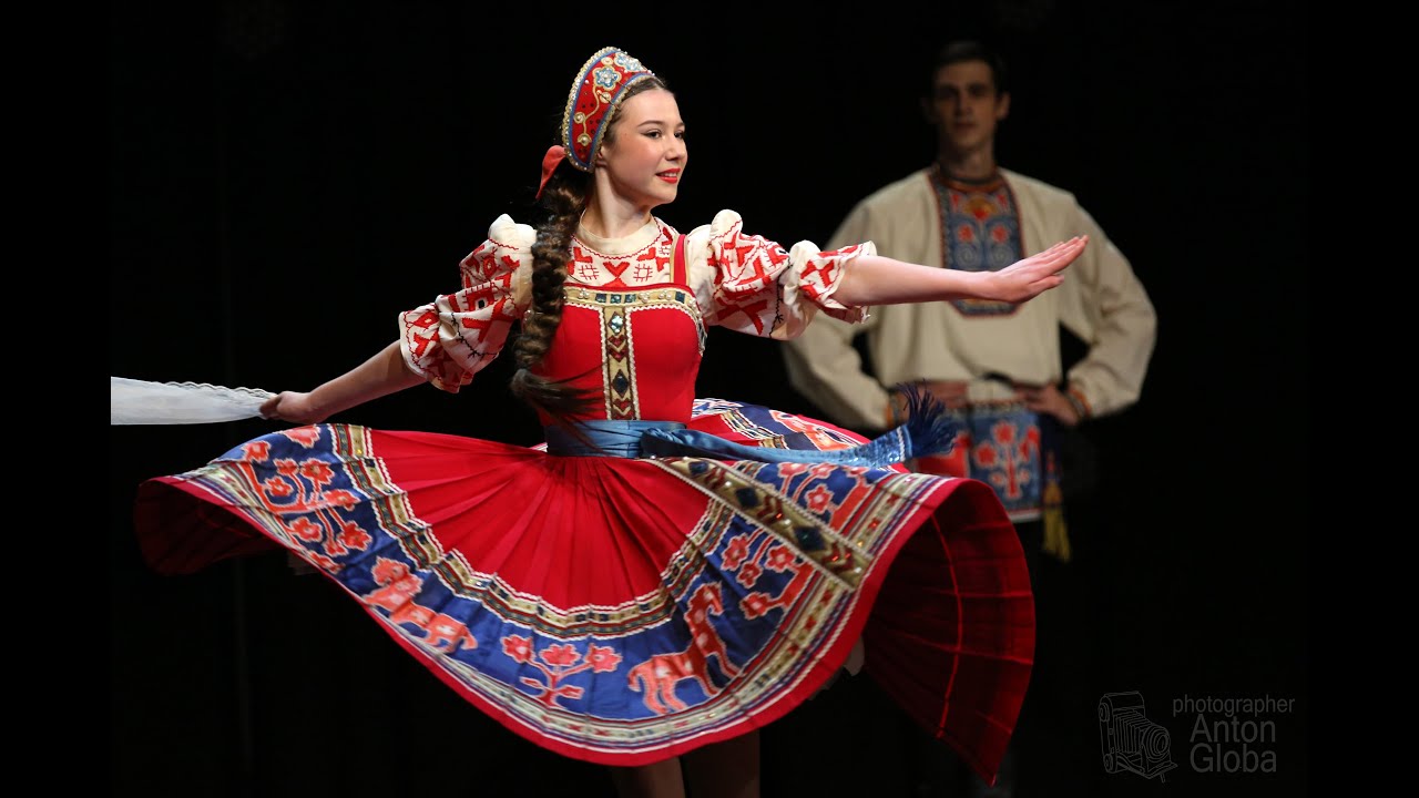 Русский танец, Ансамбль 