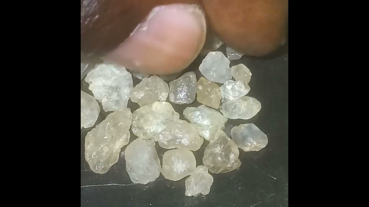 Diamant brut naturel à vendre