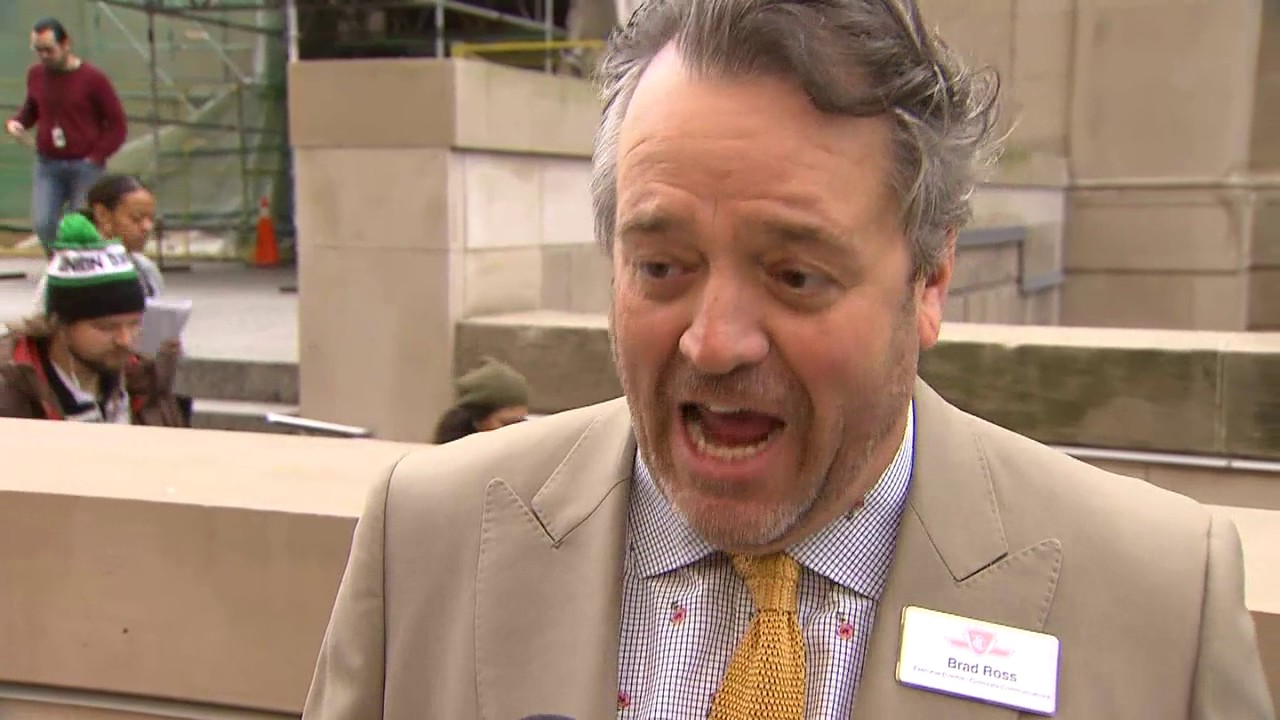 Video: Driver claims GPS led him through streetcar tunnel to Union Station