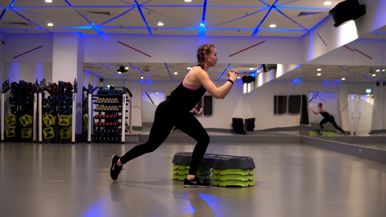 TRENING POŚLADKÓW BEZ SPRZĘTU